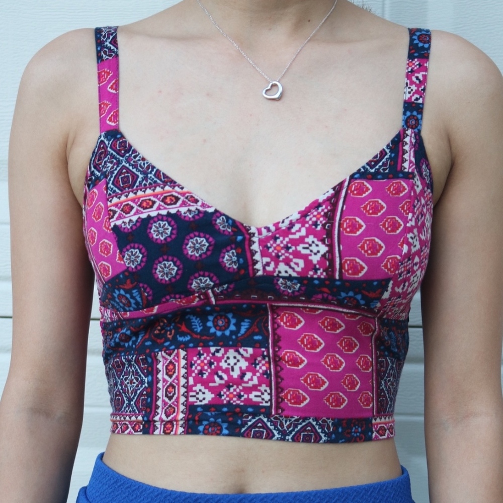 colorful Hollister croptop